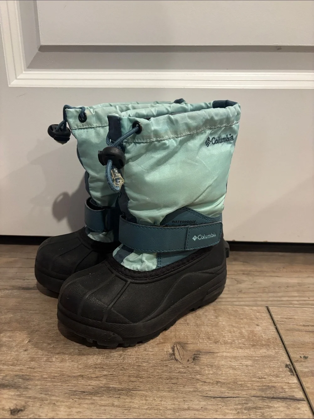 Columbia Kids Winter Snow Boots - Mint Green and Black - Picture 1 of 7